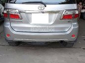 Cần bán gấp Toyota Fortuner năm sản xuất 2009, màu bạc, giá 580tr