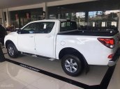 Bán xe Mazda BT 50 2.2L 4x4 MT đời 2018, màu trắng, nhập khẩu  