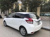 Bán chiếc xe Yaris sản xuất 2014, chính chủ em sử dụng