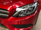 Cần bán Mersedes C300 AMG màu đỏ, đời 2016, giá tốt