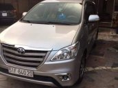 Bán Toyota Innova sản xuất năm 2015, màu bạc như mới, giá tốt