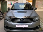 Bán xe Toyota Fortuner đời 2013, màu xám số sàn, 770 triệu