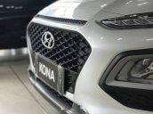 Bán Hyundai Kona năm 2018, màu bạc 