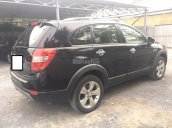 Cần bán nhanh xe Chevrolet Captiva LT 2012 số sàn, màu đen, form mới