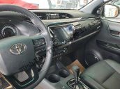 Bán Toyota Hilux G sản xuất năm 2018, màu trắng, nhập khẩu, giá 878tr