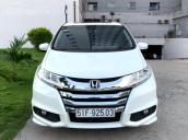 Cần bán Honda Odyssey 2.4 đời 07/2016, màu trắng, nhập khẩu