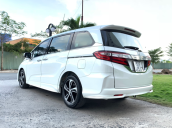 Cần bán Honda Odyssey 2.4 đời 07/2016, màu trắng, nhập khẩu