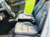 Cần bán Honda Odyssey 2.4 đời 07/2016, màu trắng, nhập khẩu