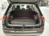 Bán Volkswagen Tiguan Allspace 2018, xe nhập, trả trước chỉ 540 triệu - LH 0931.878.379