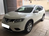 Bán xe Nissan X-Trail 2017 ĐK 2018 tự động, bản full, màu trắng, zin