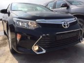 Bán Toyota Camry 2.5Q năm 2018, màu đen