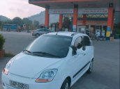 Bán ô tô Chevrolet Spark năm 2010, màu trắng, xe nhập như mới