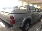 Bán Toyota Hilux 3.0 2012, máy dầu, 2 cầu