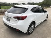 Cần bán xe Mazda 3 sản xuất 2015, màu trắng