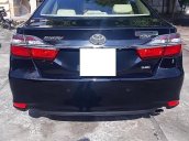 Cần bán lại xe Toyota Camry 2.0 E 2015, màu đen