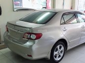 Bán Toyota Corolla altis 2.0V đời 2012, màu vàng chính chủ