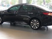 Cần bán xe Kia Optima 2.0 năm sản xuất 2018, màu đen giá cạnh tranh