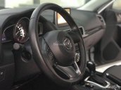 Cần bán xe Mazda 3 1.5AT  đời 2016, màu trắng