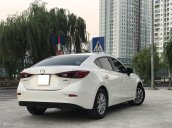 Cần bán xe Mazda 3 1.5AT  đời 2016, màu trắng