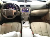 Bán xe Toyota Camry đời 2010, màu vàng, nhập khẩu