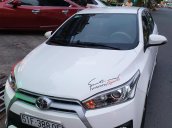 Cần bán xe Toyota Yaris sản xuất 2015, màu trắng, nhập khẩu, chính chủ 
