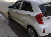 Cần bán Kia Picanto năm 2013, màu trắng chính chủ