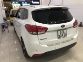 Bán Kia Rondo GAT 2.0AT màu trắng, máy xăng, số tự động, sản xuất 2016, biển Đồng Nai