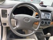 Bán Toyota Innova đời 2010, màu bạc xe gia đình