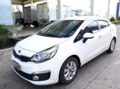 Cần bán xe Kia Rio năm 2016, màu trắng, giá chỉ 430 triệu