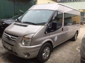 Bán xe Ford Transit năm 2017, màu bạc, chính chủ, 710tr 