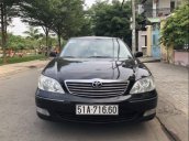 Cần bán gấp Toyota Camry 3.0V năm sản xuất 2003, màu đen chính chủ, giá chỉ 335 triệu