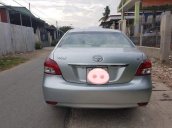 Cần bán xe Toyota Vios sản xuất 2010, màu bạc còn mới