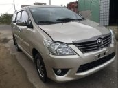 Cần bán gấp Toyota Innova năm 2012, màu kem (be) như mới