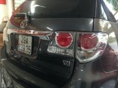 Bán Toyota Fortuner V đời 2013, màu xám (ghi), xe đẹp