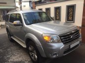 Bán Ford Everest 2011 tự động, màu bạc xe zin như xe hãng