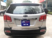 Bán xe Kia Sorento 2.4MT 2015, màu bạc, giá 730tr, LH 0966988860