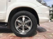 Bán xe Toyota Fortuner TRD Sportivo năm sản xuất 2011, màu trắng, 635tr