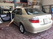 Cần bán gấp Toyota Vios G năm 2004 xe gia đình