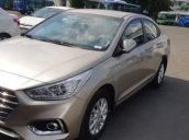 Cần bán Hyundai Accent 1.4AT đời 2018, màu vàng, giá tốt