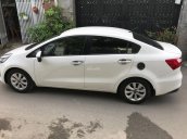 Gia đình cần bán xe Kia Rio 2016, số tự động, màu trắng, xe còn mới tinh