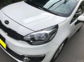 Gia đình cần bán xe Kia Rio 2016, số tự động, màu trắng, xe còn mới tinh