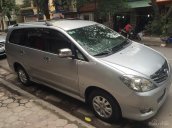 Cần bán xe Toyota Innova 2.0V sx 2009, số tự động, màu bạc