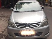 Cần bán xe Toyota Innova 2.0V sx 2009, số tự động, màu bạc