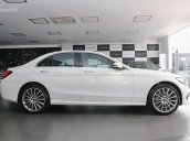 Mercedes C300 AMG giao toàn quốc, đủ màu giao ngay KM cực hấp dẫn - LH: 0944 33 81 83