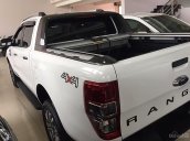 Cần bán xe Ford Ranger Wildtrak 4x4AT đời 2016, màu trắng, nhập khẩu