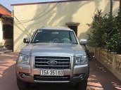 Xe Ford Everest năm 2007, màu bạc