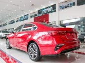 Cần bán xe Kia Cerato năm 2018, màu đỏ, mới 100%