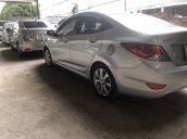 Cần bán Hyundai Accent AT 2012, xe đẹp keng