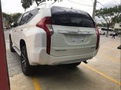 Bán ô tô Mitsubishi Pajero Sport 4x2 AT 2018, màu trắng, nhập khẩu