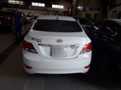 Gia đình cần bán Hyundai Accent đời 2016, số sàn, đã chạy 53.000 km, không đâm đụng, thủy kích